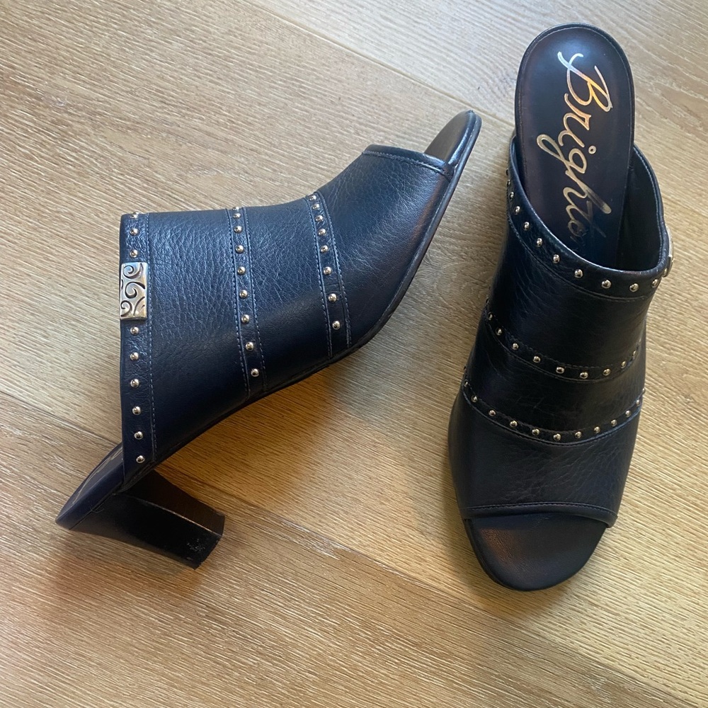 Brighton Teri Heel in Ink